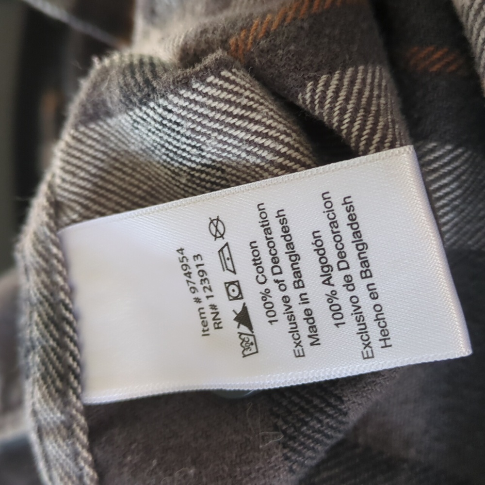 Flannel - Picture 6 of 7